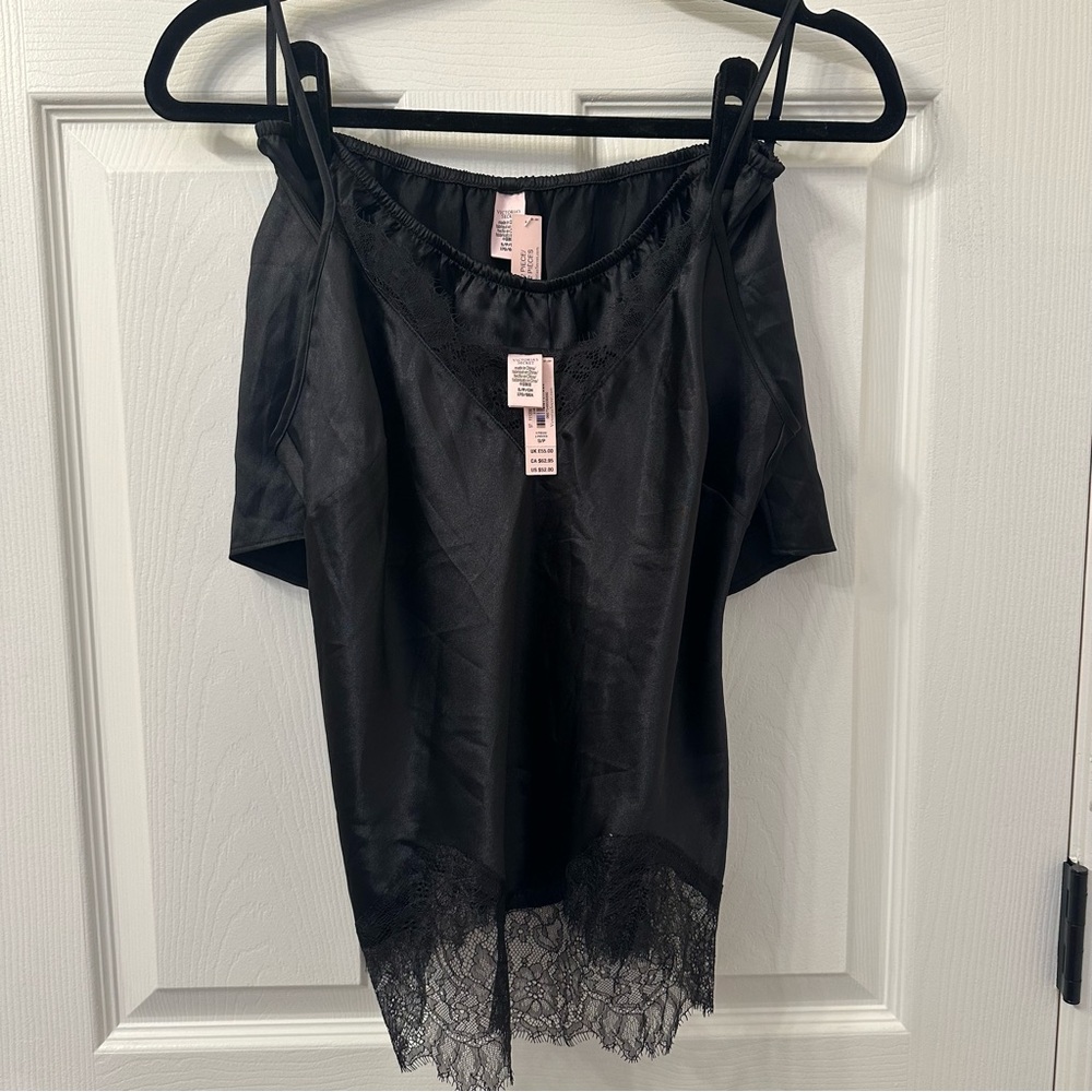 NWT Victoria’s Secret Women’s Black Lace Camisole Shorts Set Feminine Lingerie